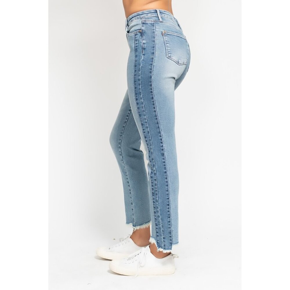 NWT Judy Blue Vintage Wash Side Panel Contrast Frayed Hem Slim Jeans, Stretch
